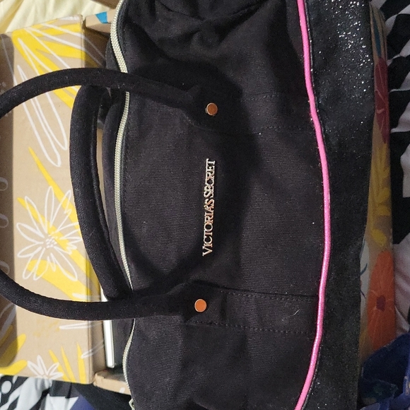Victoria secret bag - Picture 2 of 3